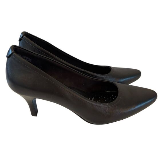 Rockport Leather Upper Navy Blue Heeled Pumps in EU 36.5. - Picture 4 of 6